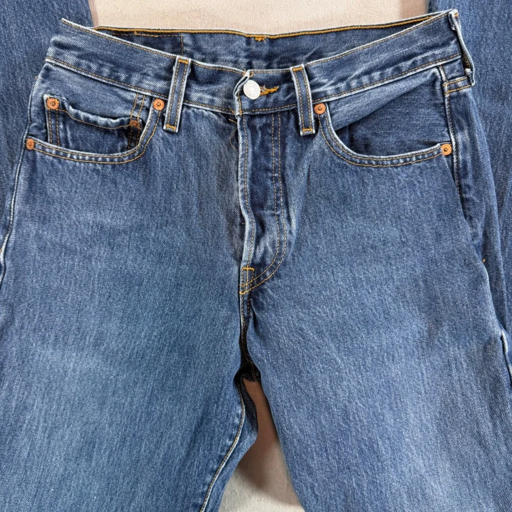 Levis 501 Original Fit Straight Leg Blue Jeans 15501-0186 Men 29x32